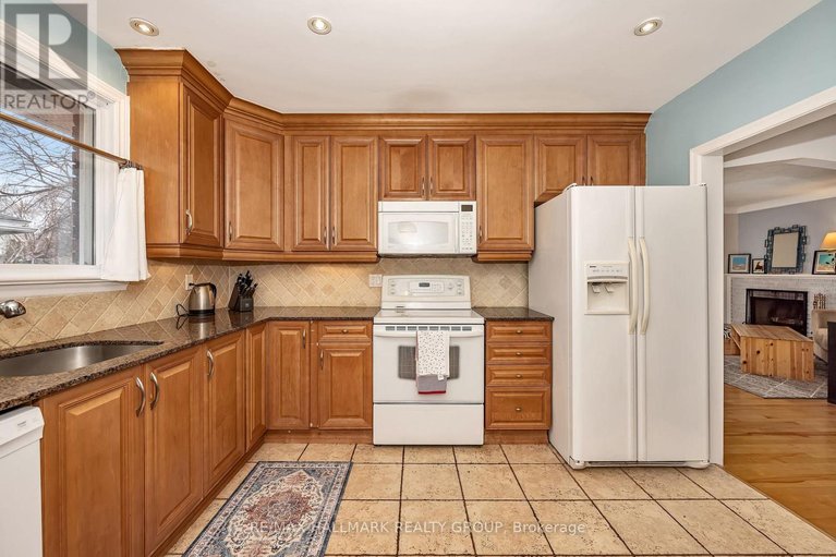 29684996/735-chapman-boulevard/elmvale-acres/ottawa/ontario/K1G1T7_12