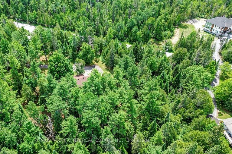 29538564/136-grey-stone-drive/huntley-ward-south-west/ottawa/ontario/K0A1L0_35