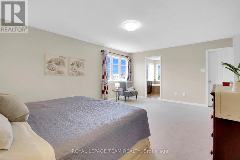 28640843/217-balikun-heights/emerald-meadowstrailwest/ottawa/ontario/K2V0A6_24