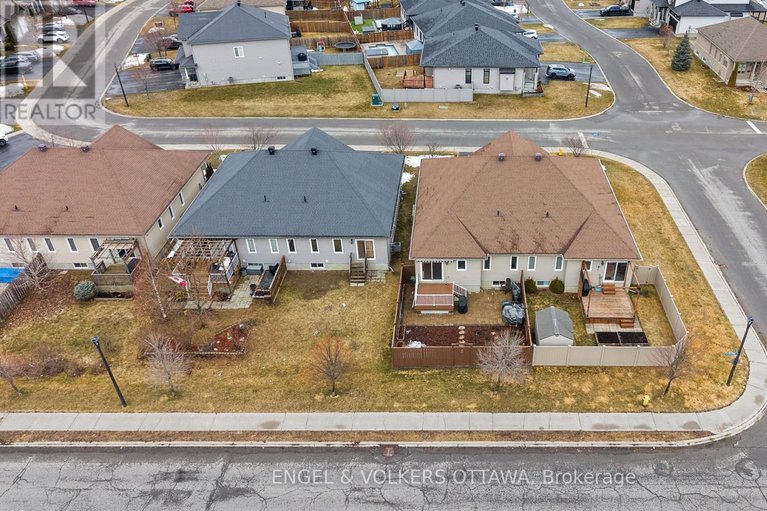 29579169/203-belfort-street/embrun/russell/ontario/K0A1W0_33