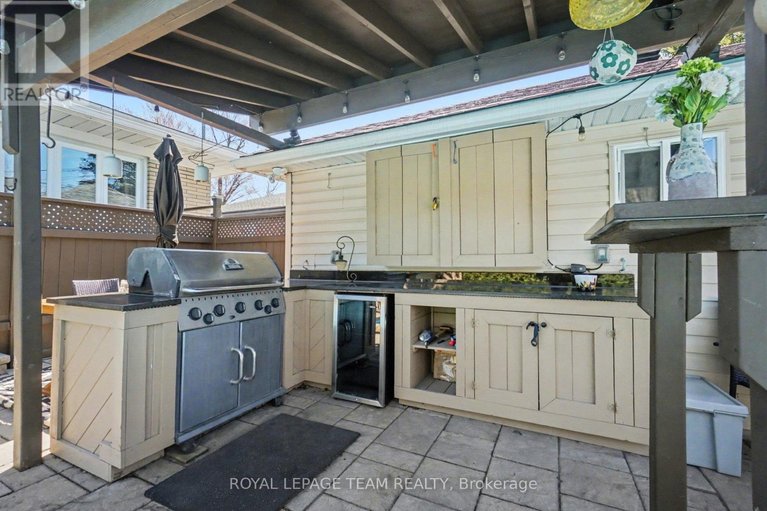 29641685/2149-dublin-avenue/bel-air-park/ottawa/ontario/K2C0X7_35