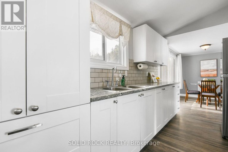 29441704/2496-river-road/mcnabbraeside-twps/mcnabbraeside/ontario/K0A1G0_41