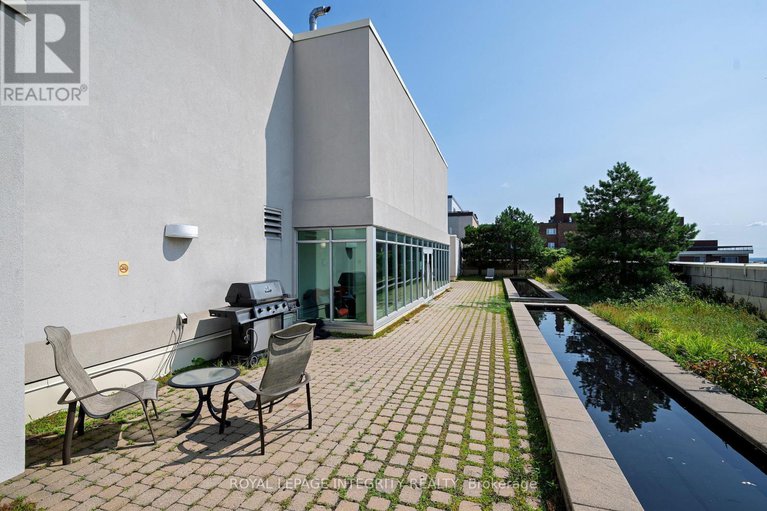 29091683/203-138-somerset-street-w/ottawa-centregolden-triangle/ottawa/ontario/K2P0A3_28