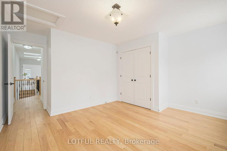 27948613/a-58-young-street/west-centre-town/ottawa/ontario/K1S3H9_23