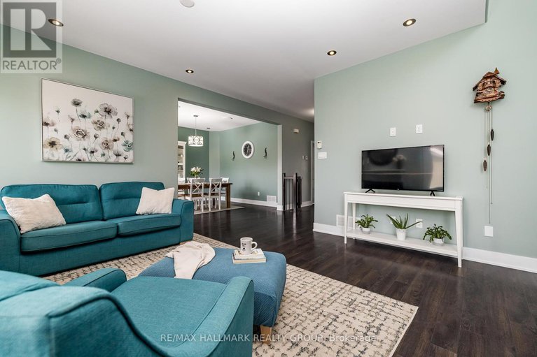 28347410/87-cobblestone-drive/village-of-russell/russell/ontario/K4R0B2_17