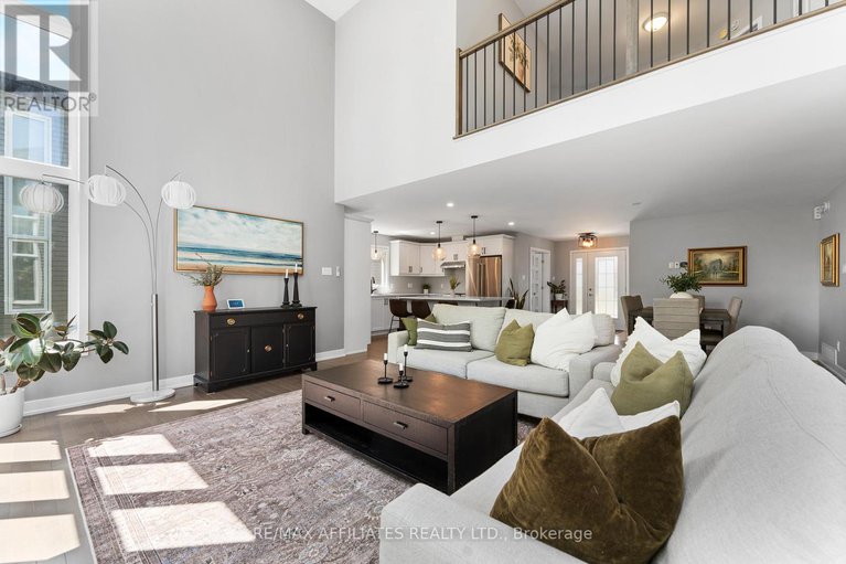 28381839/156-hybrid-street/embrun/russell/ontario/K0A1W0_13