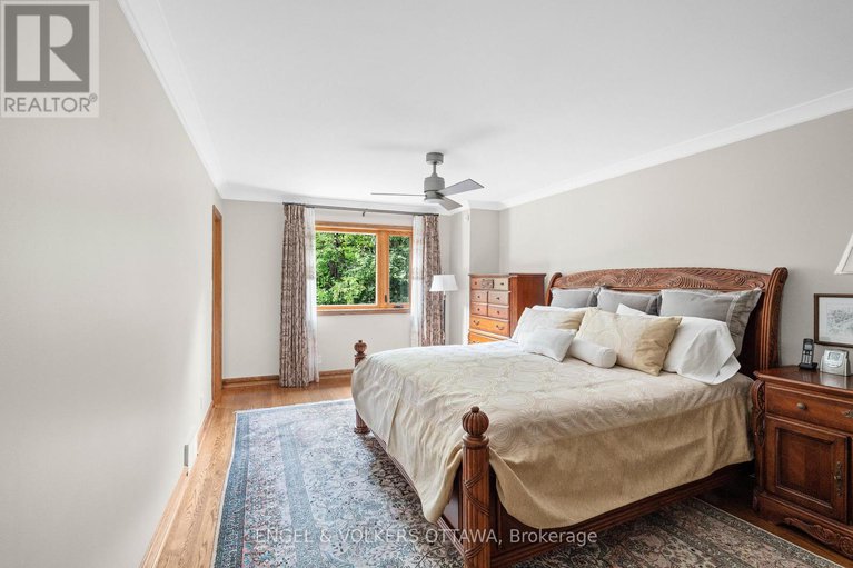 28760477/37-revol-road/merivale-gardens/ottawa/ontario/K2G0B8_19