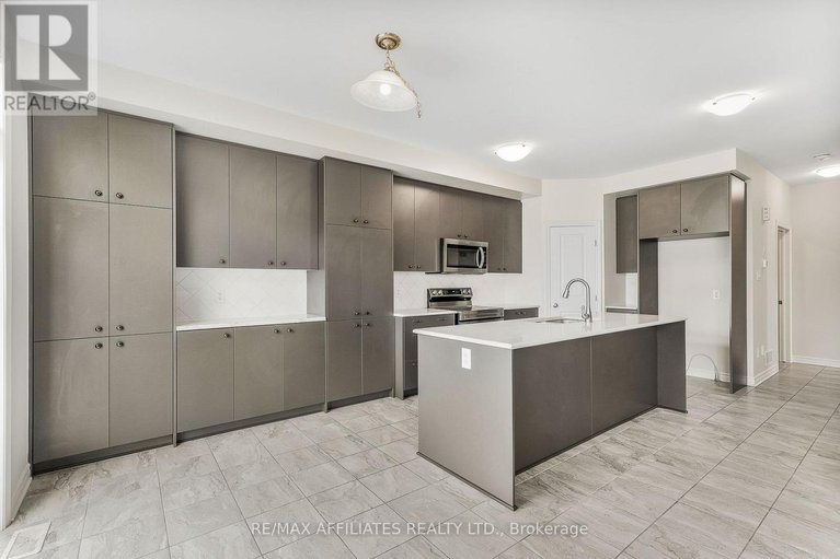 28557333/784-namur-street/embrun/russell/ontario/K0A1W0_11