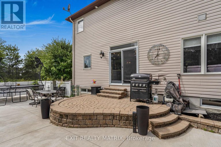 29395250/116-lamadeleine-boulevard/embrun/russell/ontario/K0A1W1_45