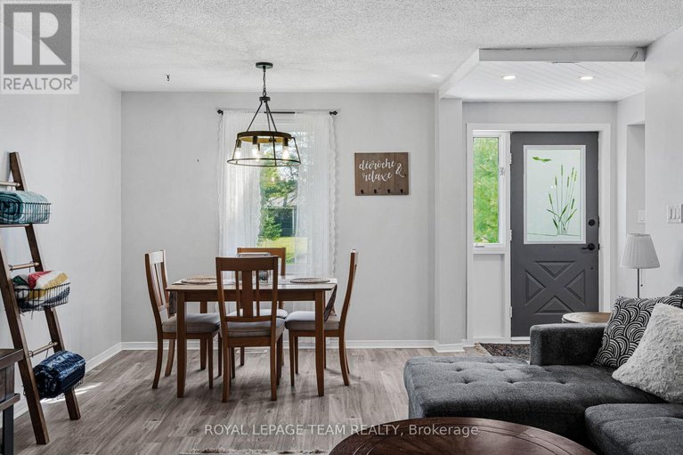 28637618/3242-gendron-road/clarencerockland-twp/clarence-rockland/ontario/K0A2A0_7