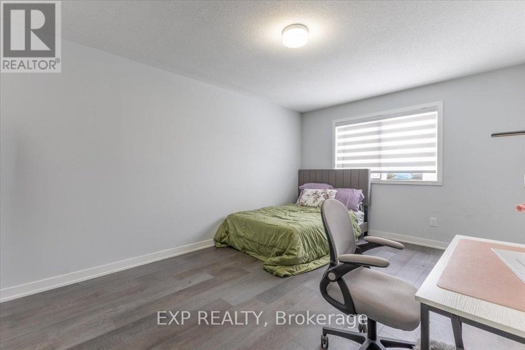 29581808/297-billrian-crescent/stittsville-north/ottawa/ontario/K2S3A6_11