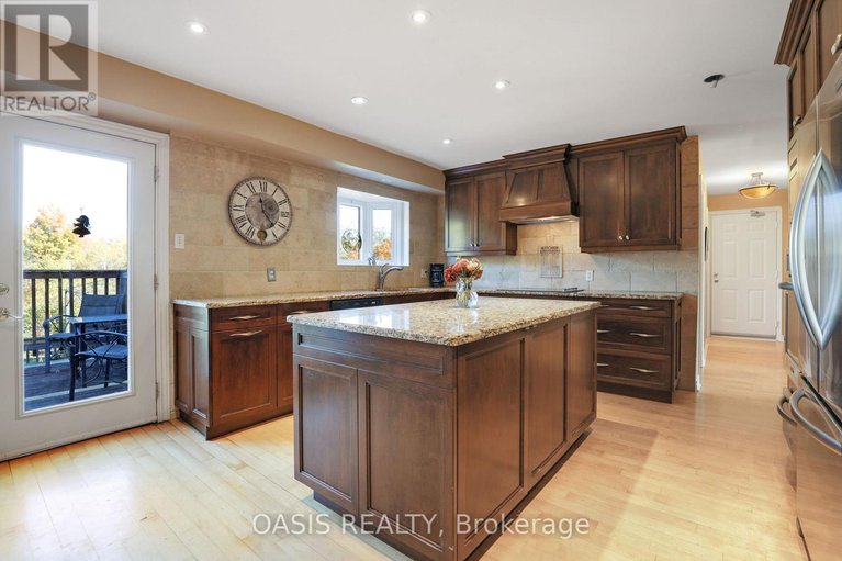 28964941/2993-wilhaven-drive/cumberland-estates/ottawa/ontario/K4C1L1_15
