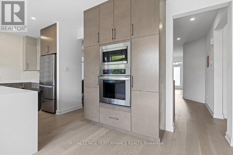 28628101/612-kenabeek-terrace/riverside-southgloucester-glen/ottawa/ontario/K4M0M2_12