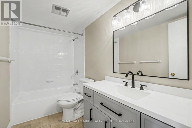 29555971/306-316-savard-avenue/vanier/ottawa/ontario/K1L7S2_13