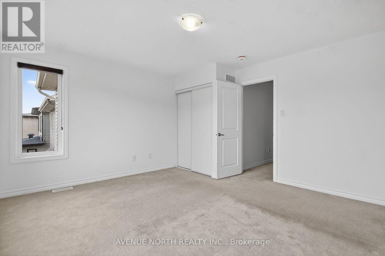 29566863/110-dun-skipper-drive/blossom-parkkemp-parkfindlay-creek/ottawa/ontario/K1X0G1_41