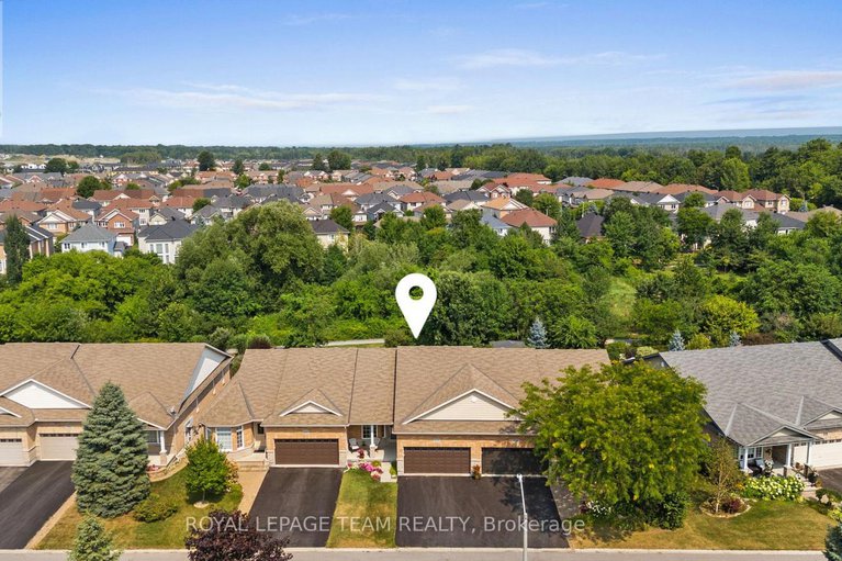 28746377/920-burwash-landing-bay/morgans-grantsouth-march/ottawa/ontario/K2W0C8_36