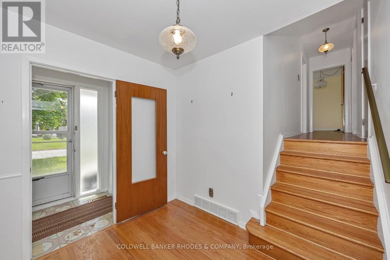 28479505/2687-basswood-crescent/riverside-park/ottawa/ontario/K1V8K2_16