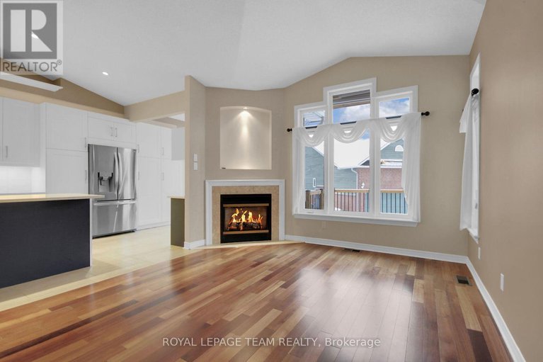 29257028/36-sable-run-drive/stittsville-central/ottawa/ontario/K2S1W8_15