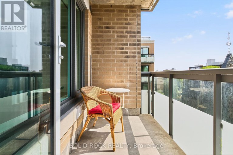 28731325/703-238-besserer-street/sandy-hill/ottawa/ontario/K1N6B1_27