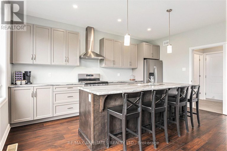 28561042/137-seabert-drive/arnprior/arnprior/ontario/K7S0K1_10