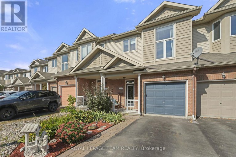 29058960/215-parkrose-private/chatelaine-village/ottawa/ontario/K4A0N8_1