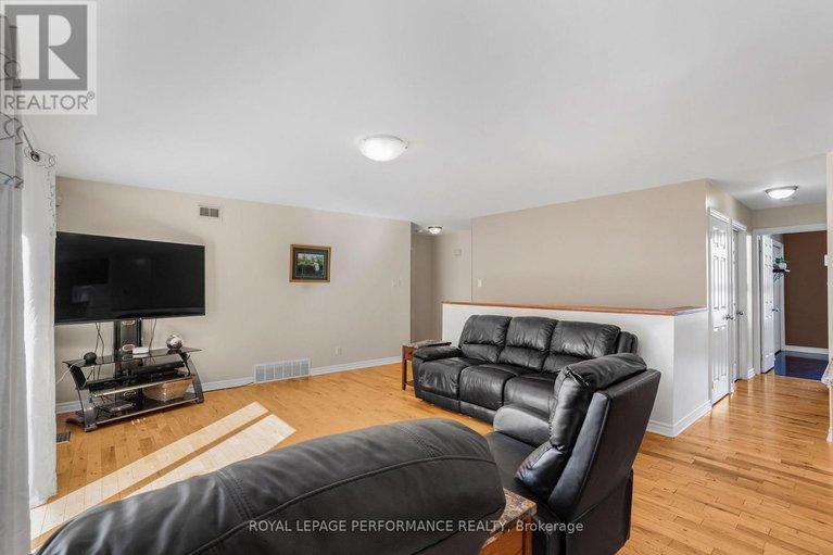 29009681/40-lori-lane/chesterville/north-dundas/ontario/K0C2H0_19