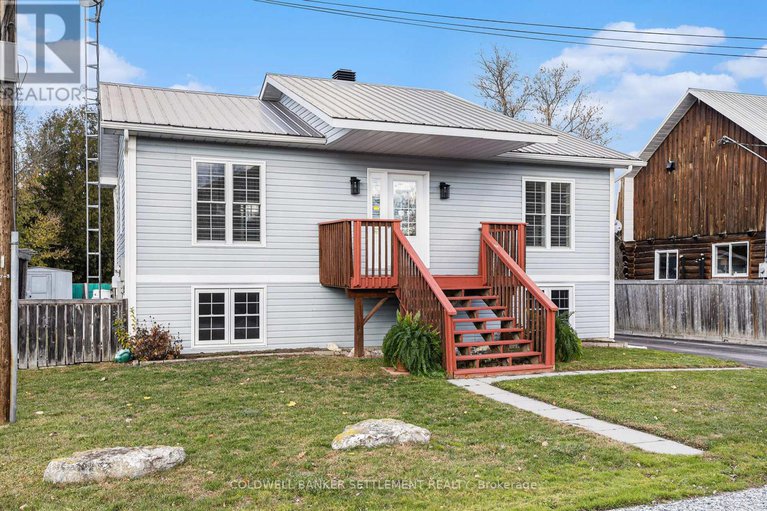 29078721/118-bay-street/drummond-n-elmsley-drummond-twp/drummondnorth-elmsley/ontario/K7C4K9_36