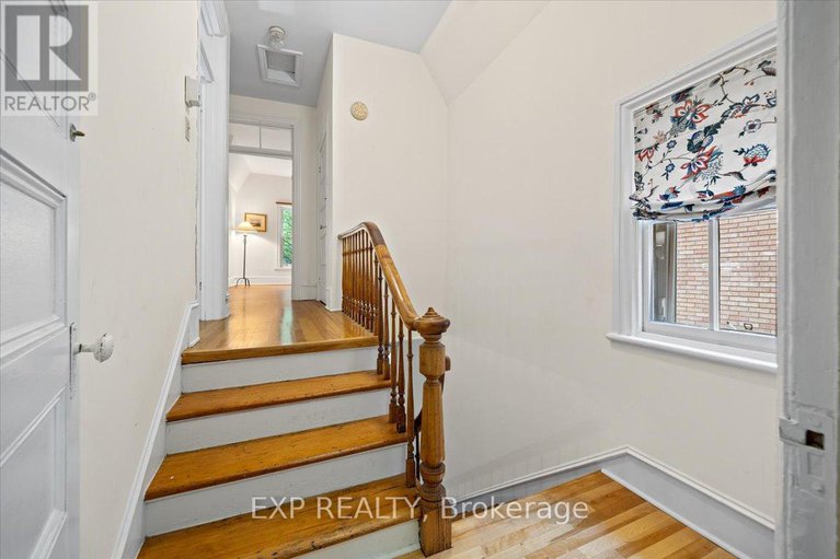 28588521/107-stanley-avenue/new-edinburgh/ottawa/ontario/K1M1N8_26