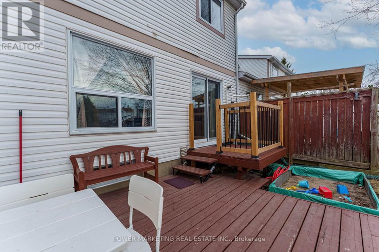 28626249/1508-launay-avenue/fallingbrookpineridge/ottawa/ontario/K4A3S1_22