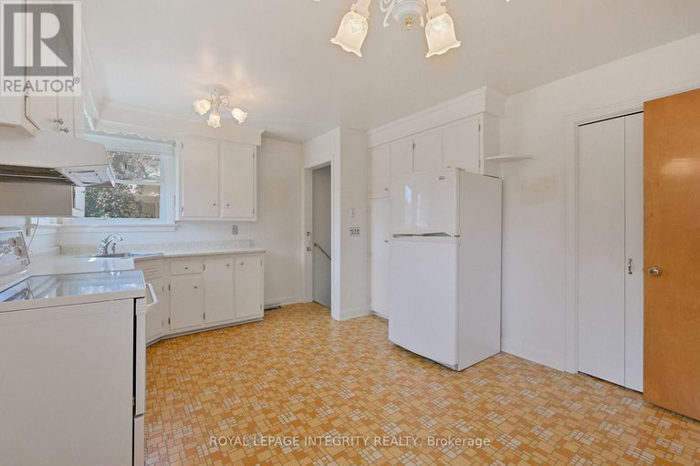 28863482/81-drouin-avenue/overbrook/ottawa/ontario/K1K2A6_32