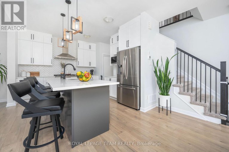 28850465/792-cappamore-drive/half-moon-bay/ottawa/ontario/K2J6V6_11