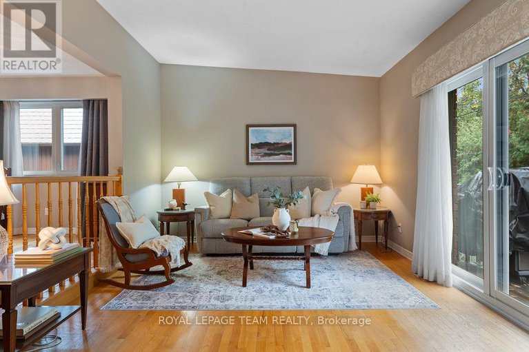 29015991/2684-violet-street/britannia/ottawa/ontario/K2B6X2_18
