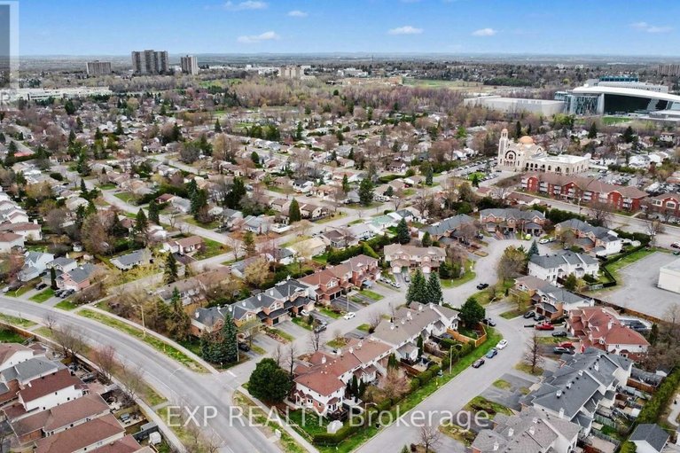 29680909/4303-sunwood-crescent/carson-grove/ottawa/ontario/K1J1B8_31