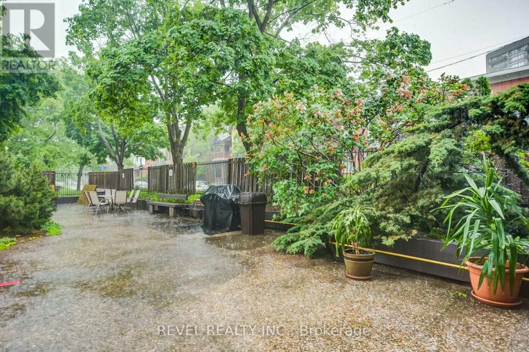 29566268/1403-20-the-driveway-drive/ottawa-centregolden-triangle/ottawa/ontario/K2P1C8_38