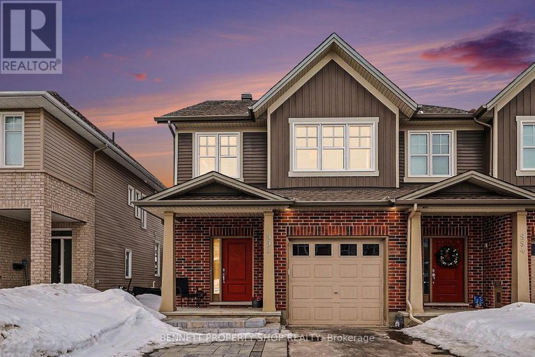 29435219/992-bunchberry-way/blossom-parkkemp-parkfindlay-creek/ottawa/ontario/K1T0L6_22