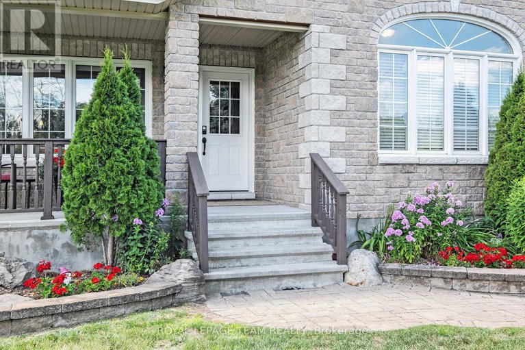28645186/124-stonewalk-drive/north-grenville-twp-kemptville-south/north-grenville/ontario/K0G1J0_5