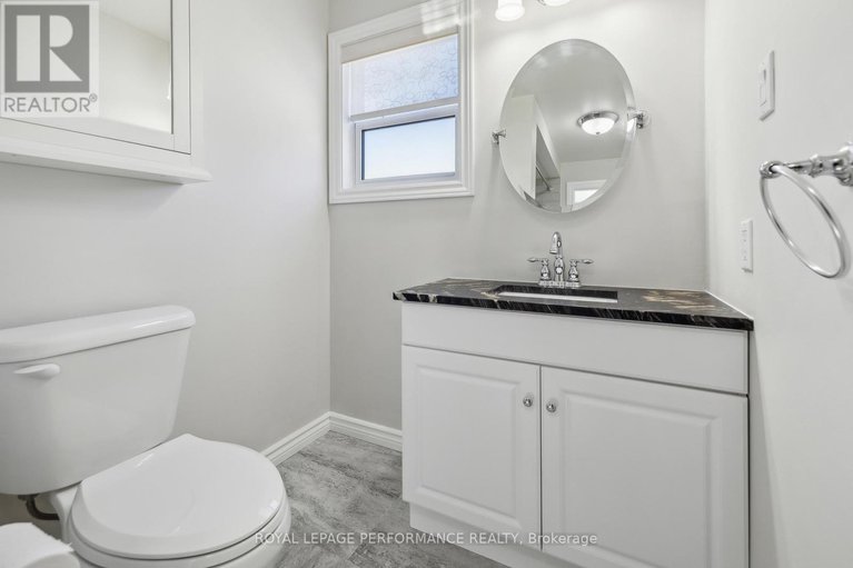 29032423/1873-du-clairvaux-road/chapel-hill/ottawa/ontario/K1C5X9_32