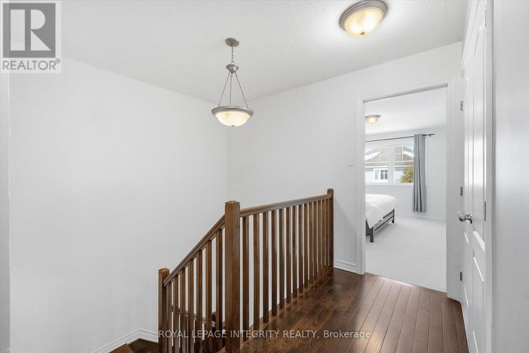 29422352/418-rochefort-circle/avalon-west/ottawa/ontario/K4A0M8_17