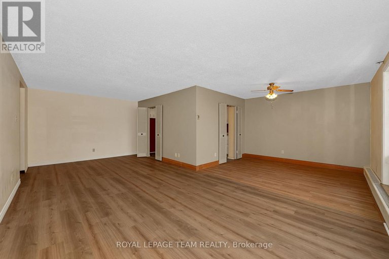 29244923/314-1485-baseline-road/copeland-park/ottawa/ontario/K2C3L8_9