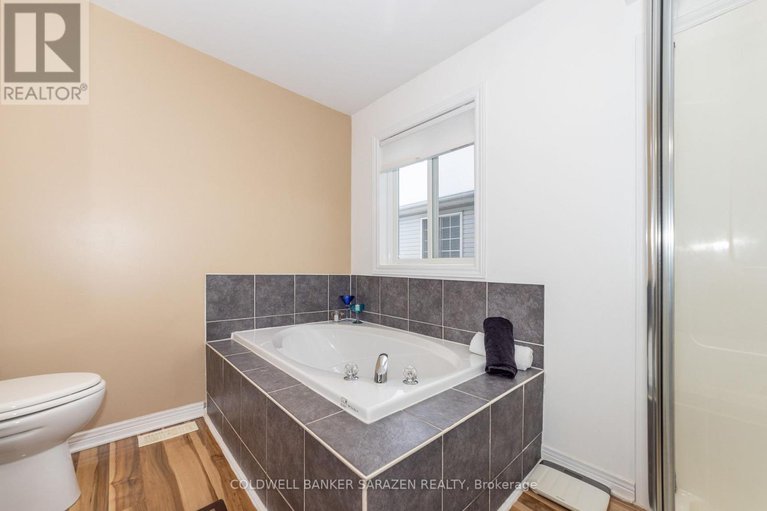 29191186/917-markwick-crescent/notting-hillsummerside/ottawa/ontario/K4A4J1_30