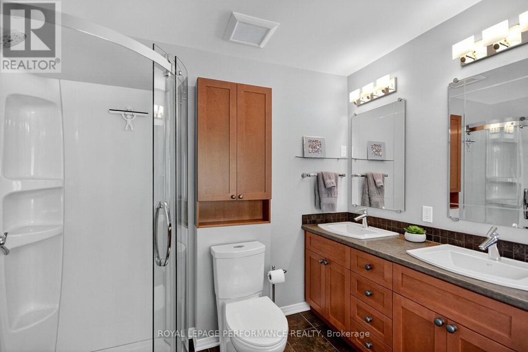 28978665/159-longshire-circle/longfields/ottawa/ontario/K2J4L2_21