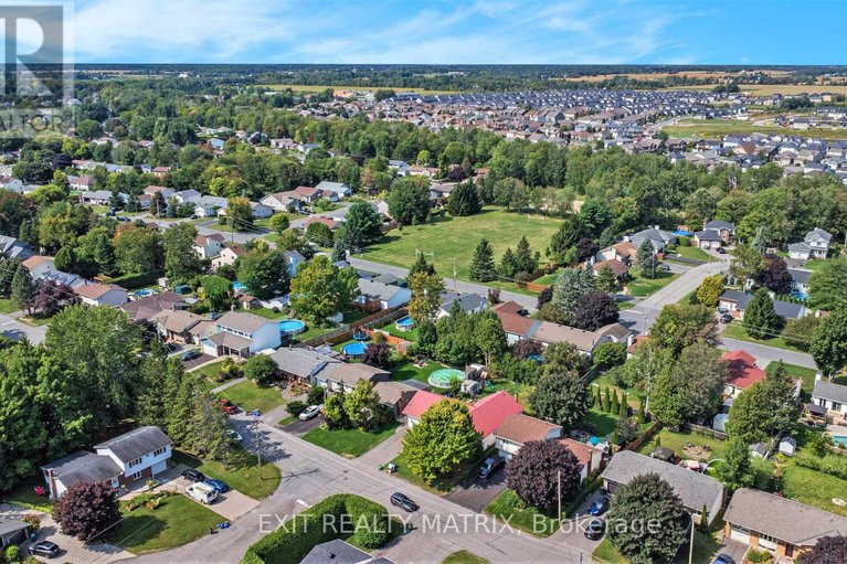 28850458/73-george-street/village-of-russell/russell/ontario/K4R1C2_23