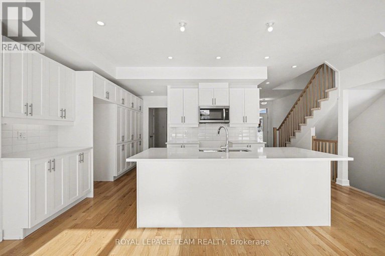 29401225/329-whitham-crescent/kemptville/north-grenville/ontario/K0G1J0_12