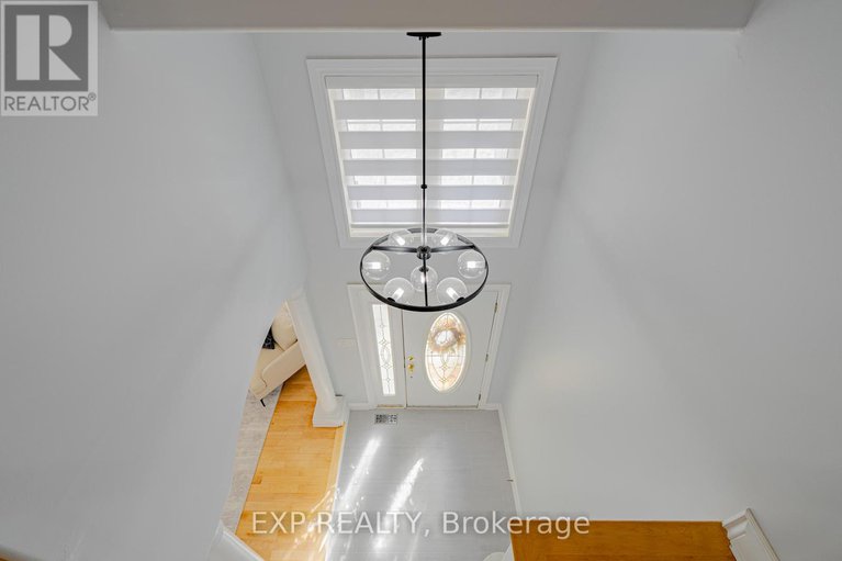 29038372/15-wellsmere-court/rideau-heightsrideau-river/ottawa/ontario/K2E8C2_26