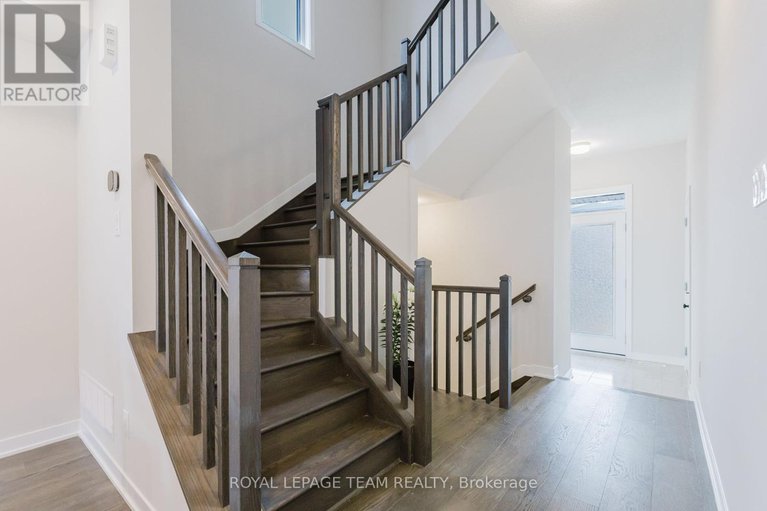 28640358/611-fenwick-way/stonebridge/ottawa/ontario/K2J7E5_18