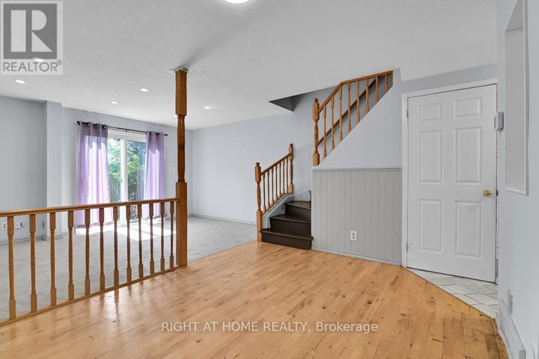 28826395/1441-perez-crescent/carson-grove/ottawa/ontario/K1J8V3_8