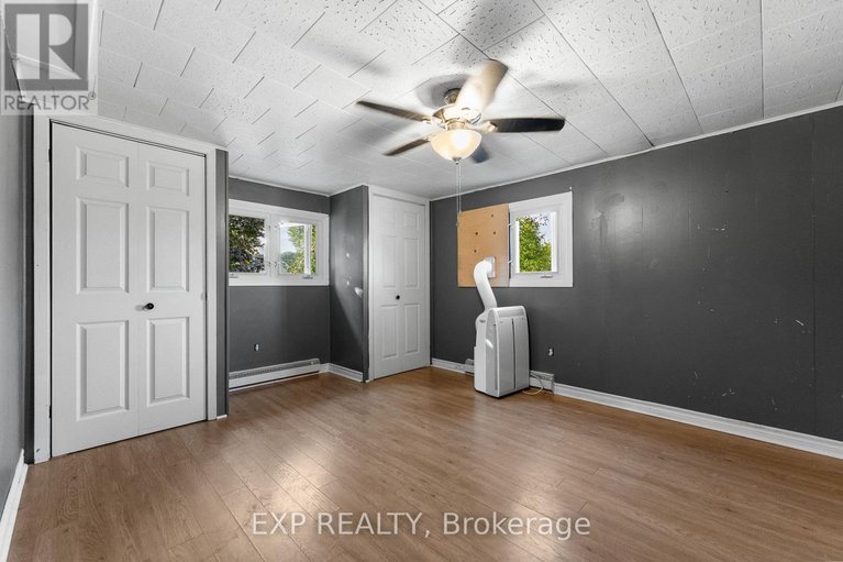 28069493/397-charles-avenue/renfrew/renfrew/ontario/K7V3J2_18