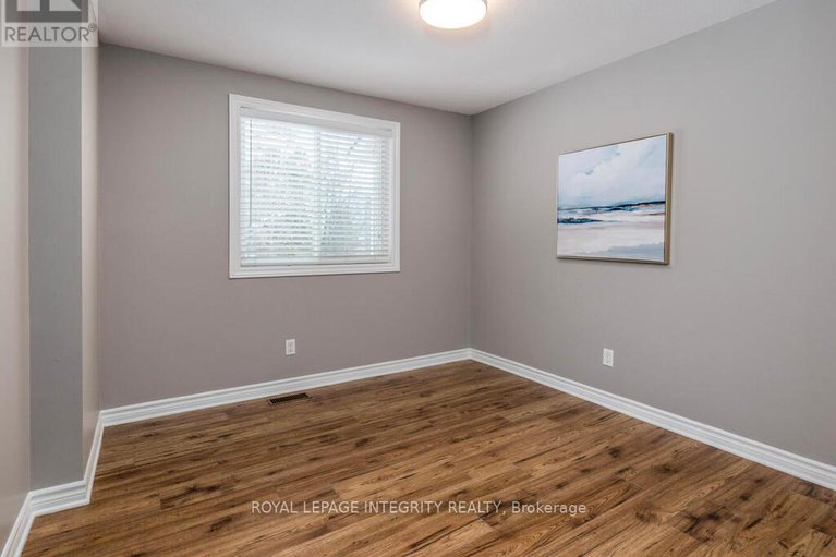 29282826/14-146-valley-stream-drive/leslie-park/ottawa/ontario/K2H9C6_26