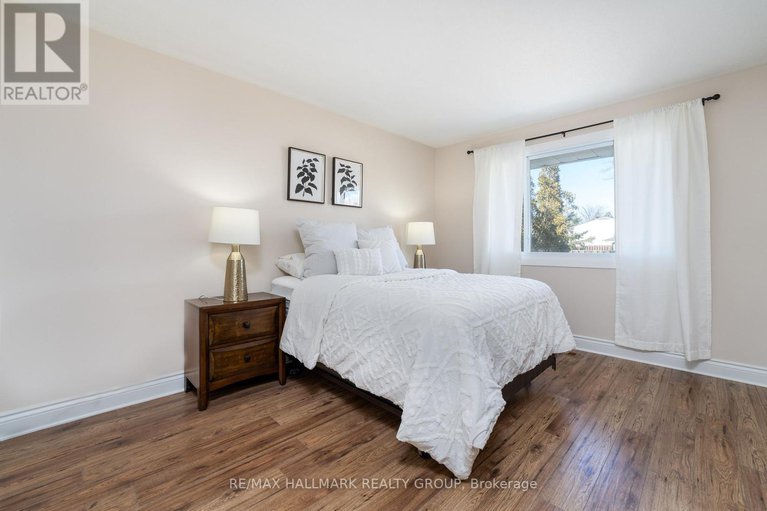 28959856/591-eastvale-drive/beacon-hill-north/ottawa/ontario/K1J6Z4_13
