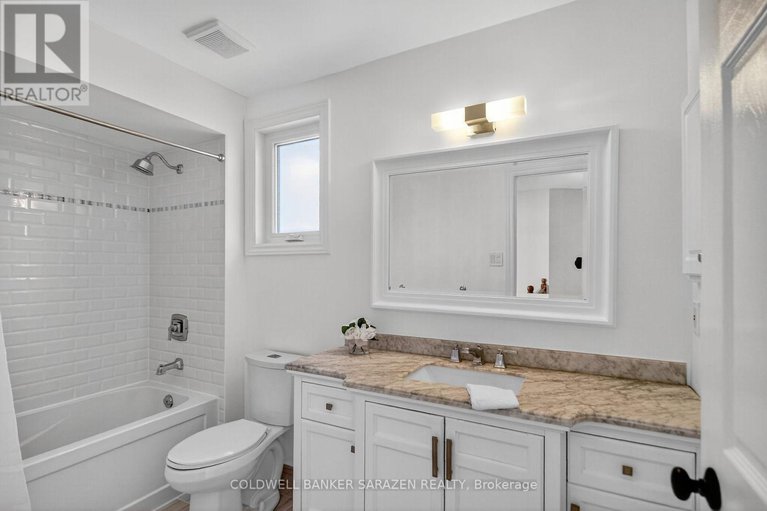 29073638/7-whitechapel-crescent/longfields/ottawa/ontario/K1S3G7_35